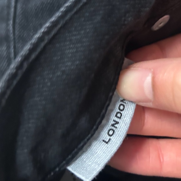 NWOT US 26 -- SLVRLAKE London Wide leg jeans BESTSELLING - Picture 3 of 6